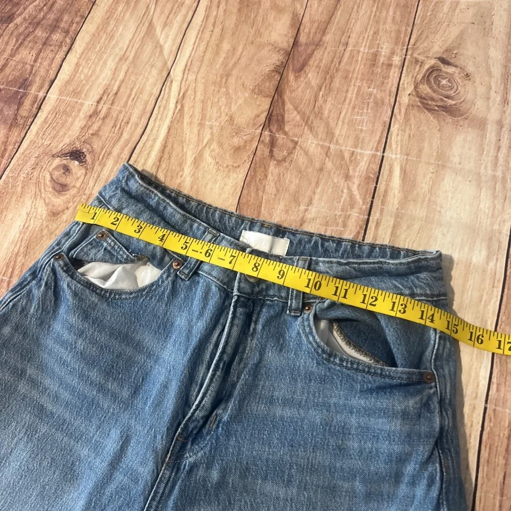 H&M Jeans Women's US 10 Light Wash Straight Flared Leg Stretch
